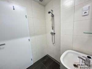 Pronájem obchodního prostoru, Rohatec, 79 m2