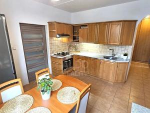 Pronájem bytu 3+1, České Budějovice, Dlouhá, 78 m2