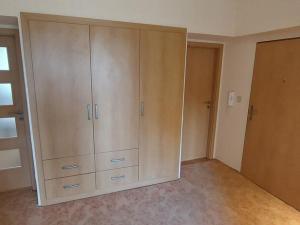Pronájem bytu 3+1, Valašské Meziříčí - Krásno nad Bečvou, Svěrákova, 98 m2