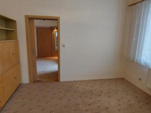 Pronájem bytu 3+1, Valašské Meziříčí - Krásno nad Bečvou, Svěrákova, 98 m2