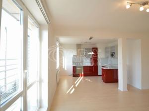 Pronájem bytu 2+kk, Praha - Strašnice, Sečská, 72 m2