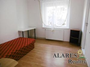 Pronájem rodinného domu, Praha - Letňany, 70 m2