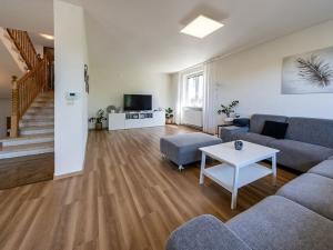 Prodej rodinného domu, Zlín, Zážlebí, 236 m2
