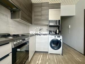 Prodej bytu 3+1, Česká Lípa, Jana Zrzavého, 66 m2