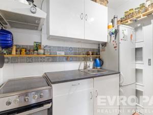 Prodej bytu 2+kk, Praha - Košíře, Pod Kavalírkou, 41 m2