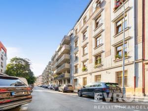 Prodej bytu 2+kk, Praha - Košíře, Pod Kavalírkou, 41 m2