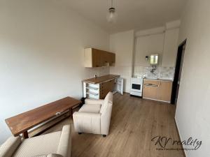 Pronájem bytu 2+1, Vsetín, Na Kamencoch, 80 m2