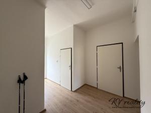 Pronájem bytu 2+1, Vsetín, Na Kamencoch, 80 m2