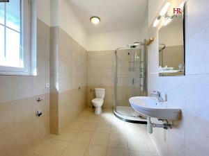 Pronájem bytu 3+1, Bystřice, Kostelní, 79 m2