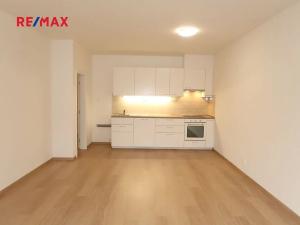 Pronájem bytu 2+kk, Praha - Modřany, Na Komořsku, 61 m2