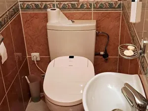 Pronájem bytu 4+kk, Praha, Zahradníčkova, 101 m2