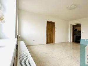 Pronájem bytu 2+1, Kroměříž, Nádražní, 62 m2
