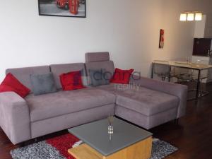 Pronájem bytu 2+kk, Praha, Jeremiášova, 61 m2