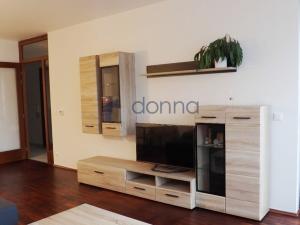 Pronájem bytu 2+kk, Praha, Jeremiášova, 61 m2