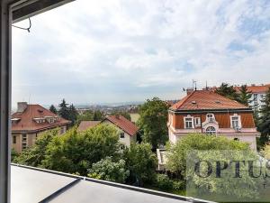 Pronájem bytu 4+1, Praha - Vinohrady, Benešovská, 140 m2