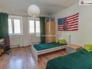 Prodej činžovního domu, Králův Dvůr, 5. května, 360 m2