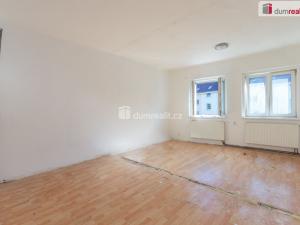 Prodej činžovního domu, Králův Dvůr, 5. května, 360 m2