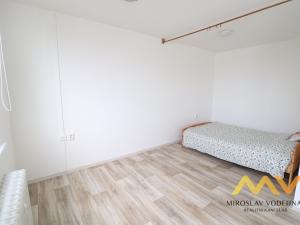 Pronájem bytu 1+kk, Hradec Králové, Akademika Heyrovského, 30 m2