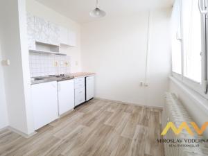 Pronájem bytu 1+kk, Hradec Králové, Akademika Heyrovského, 30 m2