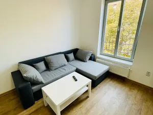 Pronájem bytu 2+kk, Jihlava, Farní, 43 m2