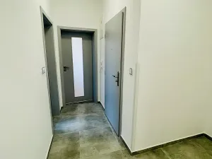 Pronájem bytu 2+kk, Jihlava, Farní, 43 m2