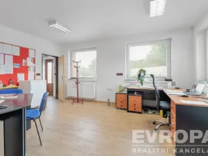 Prodej komerčního pozemku, Statenice, okres praha-západ, Kralupská, 3193 m2