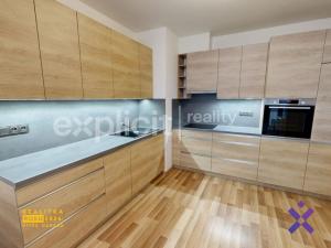 Pronájem bytu 3+kk, Praha - Strašnice, Zvěřinova, 78 m2