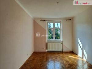 Pronájem bytu 3+1, Praha - Žižkov, Jeseniova, 85 m2