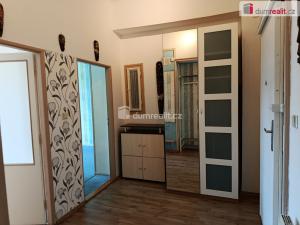 Pronájem bytu 3+1, Praha - Žižkov, Jeseniova, 85 m2