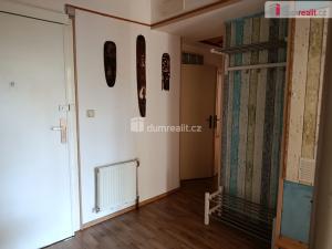 Pronájem bytu 3+1, Praha - Žižkov, Jeseniova, 85 m2