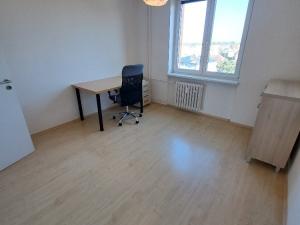 Pronájem bytu 3+1, Olomouc, Velkomoravská, 71 m2