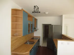 Pronájem bytu 2+kk, Praha - Jinonice, U kříže, 57 m2