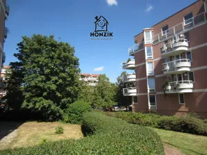 Pronájem bytu 2+kk, Praha - Jinonice, U kříže, 57 m2