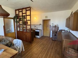 Prodej podílu 3/4 rodinného domu, Žihobce, 85 m2