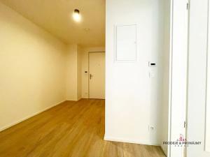 Pronájem bytu 2+kk, Praha - Smíchov, Plzeňská, 57 m2