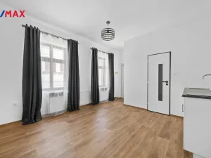 Prodej rodinného domu, Úpice, Dr. E. Beneše, 84 m2