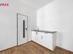 Prodej činžovního domu, Úpice, Dr. E. Beneše, 84 m2