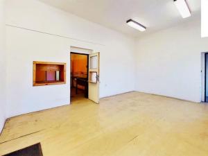 Prodej zemědělského objektu, Jeníkovice, 648 m2