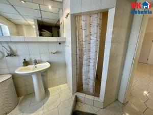 Pronájem bytu 3+kk, Praha - Dejvice, Evropská, 77 m2