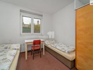 Prodej činžovního domu, Zlín - Louky, Růžová, 600 m2