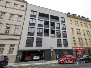 Pronájem bytu 2+kk, Praha - Smíchov, Holečkova, 60 m2