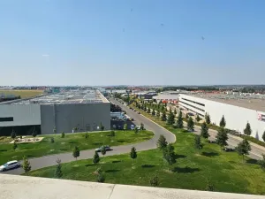 Pronájem kanceláře, Nupaky, okres praha-východ, 555 m2