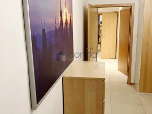 Pronájem bytu 3+kk, Praha, Táboritská, 71 m2