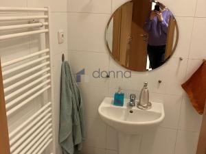 Pronájem bytu 3+kk, Praha, Táboritská, 71 m2
