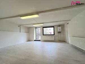 Pronájem obchodního prostoru, Rychnov nad Kněžnou, Na Sboře, 56 m2