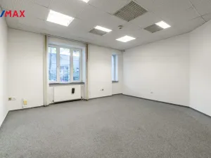Pronájem kanceláře, Praha - Nusle, Hvězdova, 82 m2