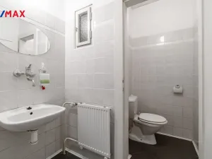 Pronájem kanceláře, Praha - Nusle, Hvězdova, 82 m2