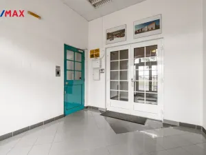 Pronájem kanceláře, Praha - Nusle, Hvězdova, 82 m2