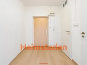Pronájem bytu 1+kk, Frýdek-Místek - Místek, Československé armády, 28 m2
