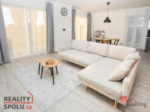 Prodej rodinného domu, Pečky - Velké Chvalovice, Za Statkem, 166 m2